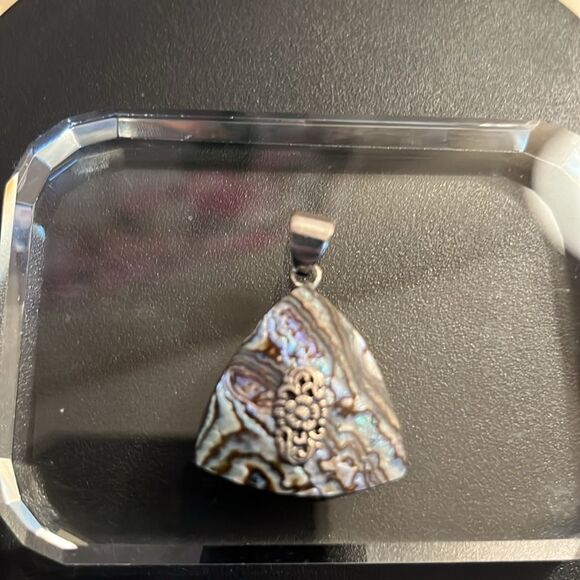 Triangle abalone shell pendant with sterling silver accents. - Picture 5 of 7